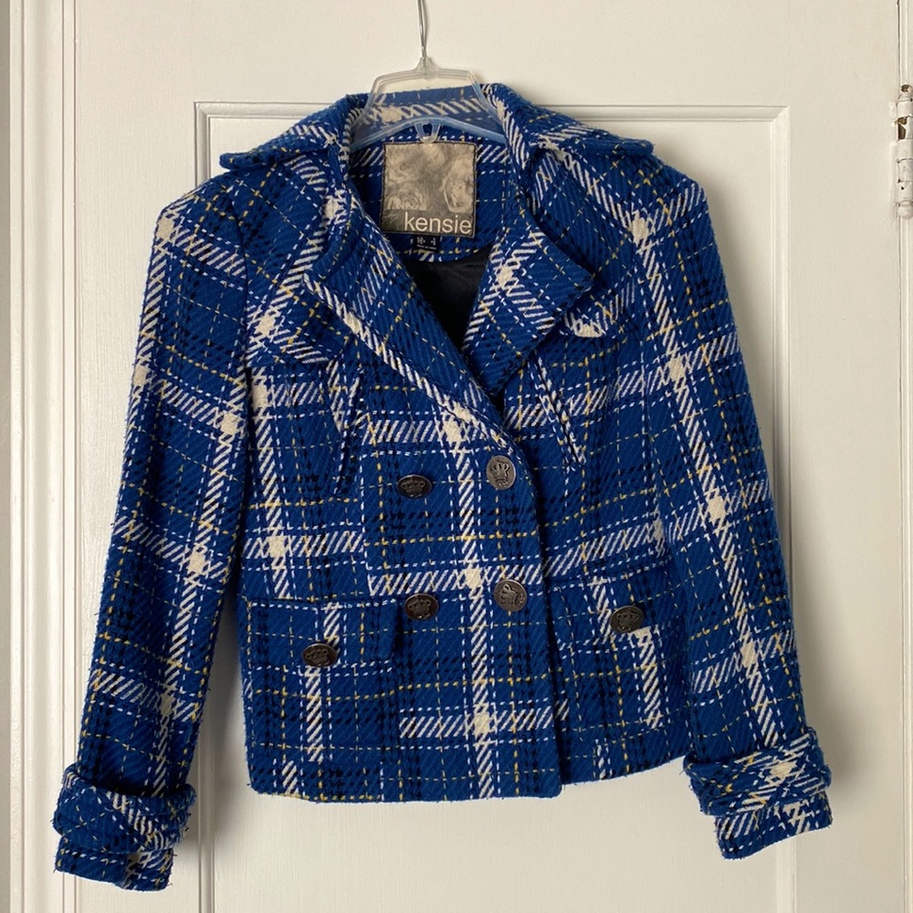 Kensie plaid blue white and yellow coat size small.